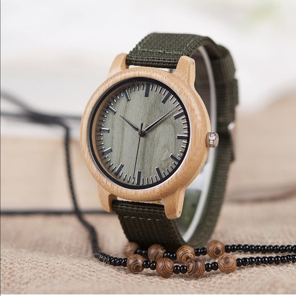 Unisex Modern Trendy Bamboo Watch with Nylon Band - Picture 2 of 9